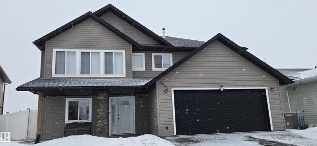 5922 45A STREET, Vegreville, Alberta T9C 1V8, Canada
