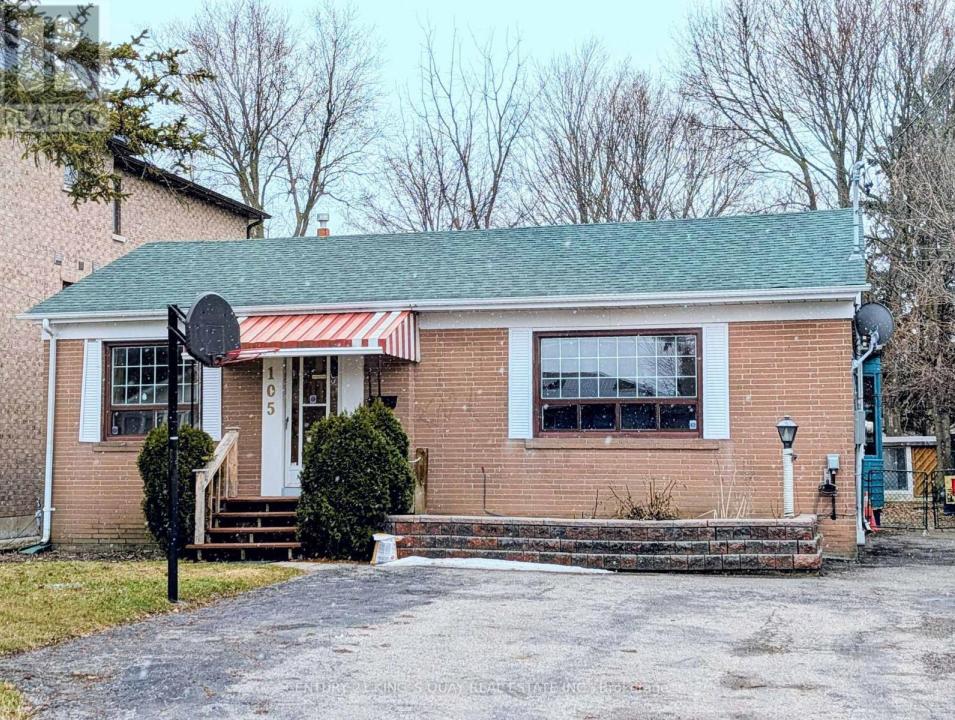 105 ROCKPORT CRESCENT, Richmond Hill (crosby), 安大略省 L4C 2M1, 加拿大