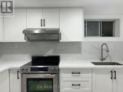 110 ROBINSON ST STREET, Markham (bullock), 온타리오주 L3P 1P1, 캐나다