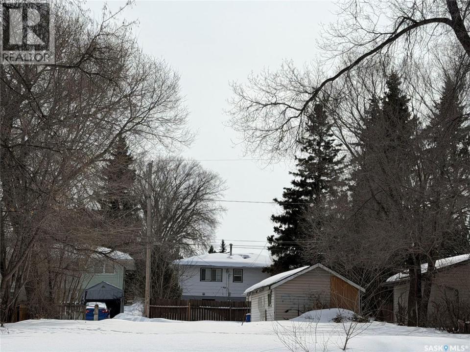 511 21ST STREET E, Prince Albert, Saskatchewan S6V 1M5, Canada