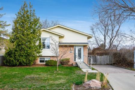 1164 BROOKVIEW, Windsor, 安大略省 N8W 5H5, 加拿大