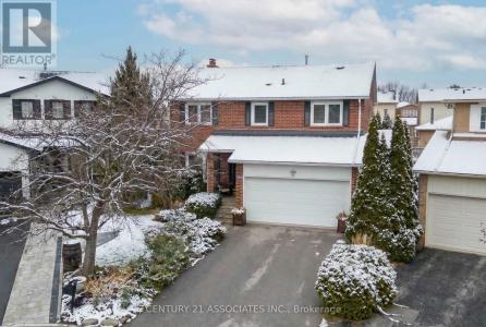 1324 QUINPOOL COURT, Mississauga (creditview), Ontario L5C 4J3, Canada
