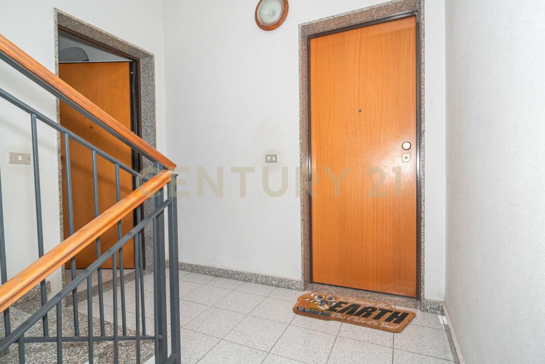 Via Salvo D'Acquisto, Aci Catena, Sicilia 95022, Italia