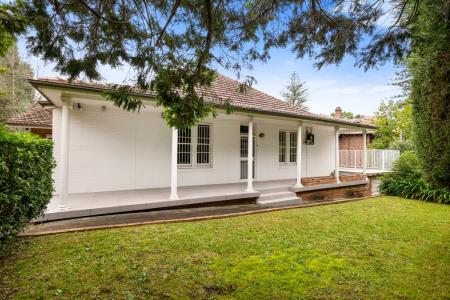 9 Alma Street, Pymble, NSW 2073, Australie