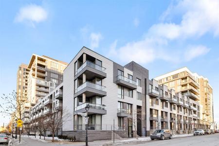 363  Rue St-Hubert, Montréal (Ville-Marie), Quebec H2L 0A8, Canada