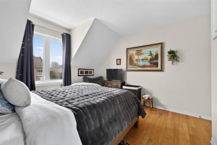 32  Rue de la Falaise, Gatineau (Hull), Квебек J8Z 3P1, Канада