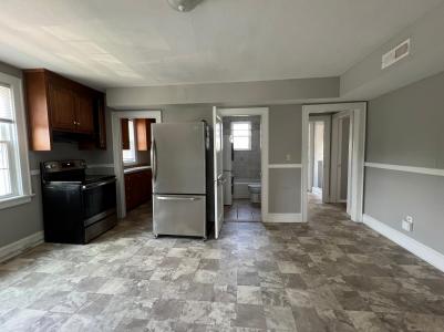 861 Farmington Ave 2nd Floor, 112, Connecticut 06037, USA