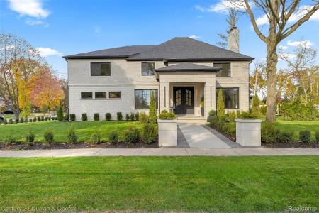 2211 Golfview Drive, Dearborn, Michigan 48128, USA