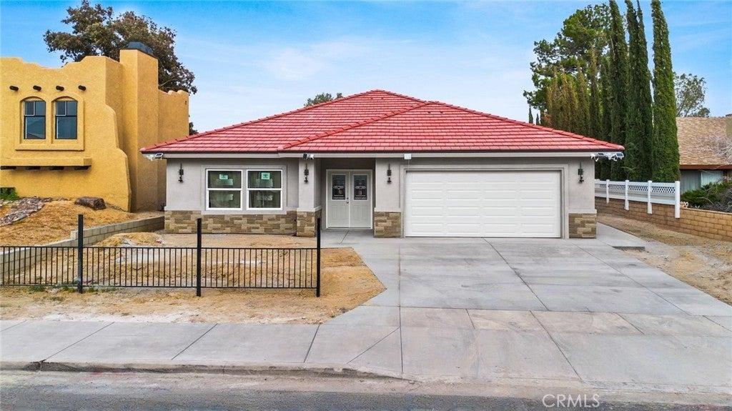 15688 Kingswood, Victorville, カリフォルニア 92392, アメリカ合衆国