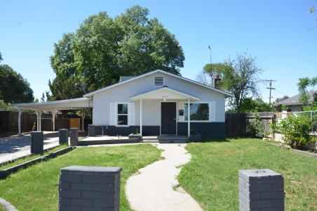 237 Smith Avenue, Lemoore, Californie 93245, États-Unis