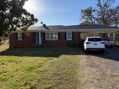 424 Dewberry Road, Cowpens, SC 29330, USA