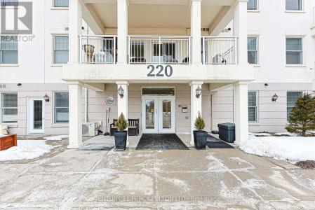 220 MAIN STREET NORTH, Uxbridge, Ontario L9P 0B6, Kanada