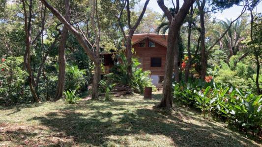 4-Plex in Gibson Bight near West End , Roatán, Islas de la Bahía 34101, Honduras