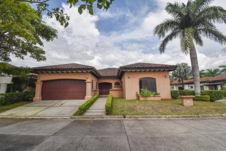 Escondida , Lindora Santa Ana, San José 00001, Costa Rica