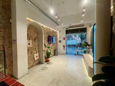 ברצלונה, Cataluña/Catalunya 08007, ספרד