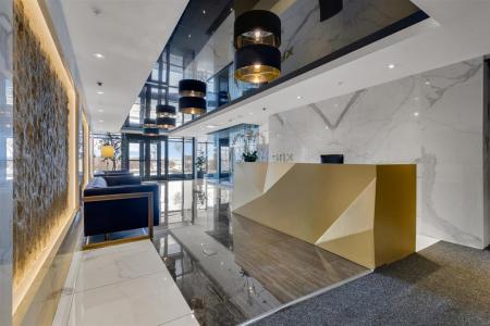 1010 Rue de la Commune E., Montréal (Ville-Marie), Quebec H2K 0B9, Kanada