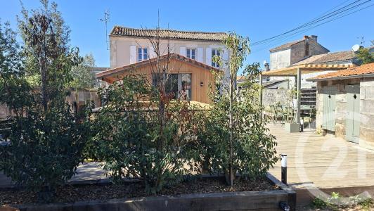 Angouleme, ポアトゥ・シャラント 16000, アキタン