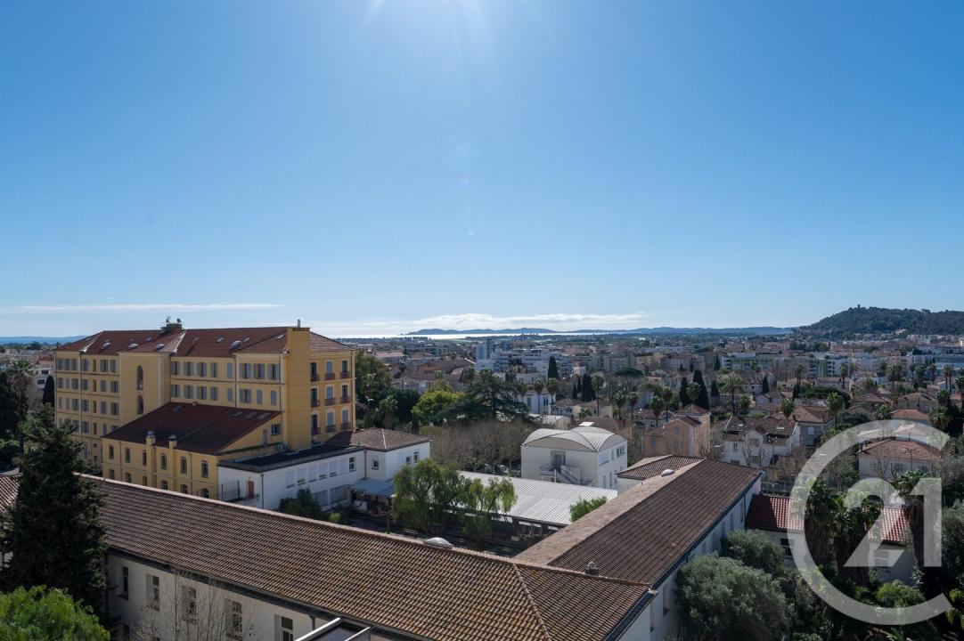 Hyeres, Provence-Alpes-Côte D'Azur 83400, Pháp