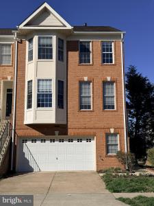 25834 Kirkwood Square, Chantilly, Virginia 20152, Estados Unidos