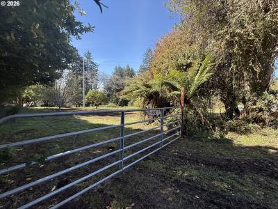 1300 HAMPTON Rd, Brookings, Oregon 97415, USA