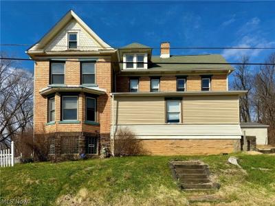 305 Gardendale Street, East Liverpool, Ohio 43920, USA