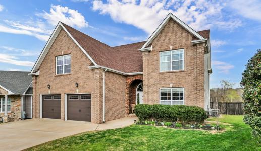 820 Carousel Ct, Clarksville, Tennessee 37043, USA