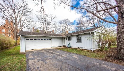 614 Garrod Lane, Oxford, オハイオ 45056, アメリカ合衆国