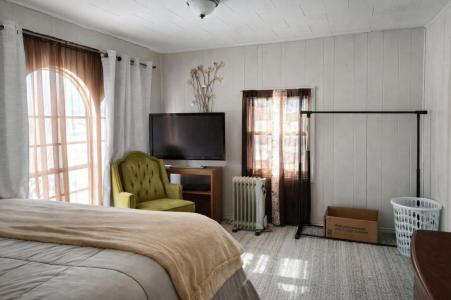 10041 S Mason Drive, Grant, Michigan 49327, USA