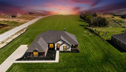 736 Majors Road, Van Alstyne, Texas 75495, USA