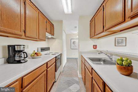 200 Juneberry Way Unit# 2C, Glen Burnie, Maryland 21061