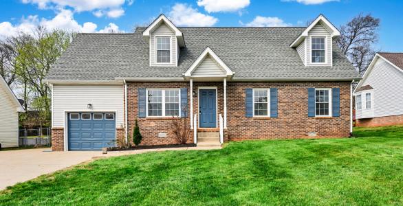 1402 Marla Ct, Clarksville, Tennessee 37042, USA