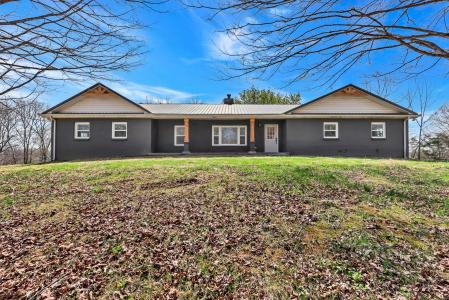 4840 Tarsus Rd, Palmyra, Tennessee 37142, USA
