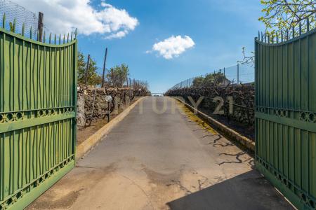 Via Ramondetta, Aci Sant'Antonio, Sicilia 95025, Italie