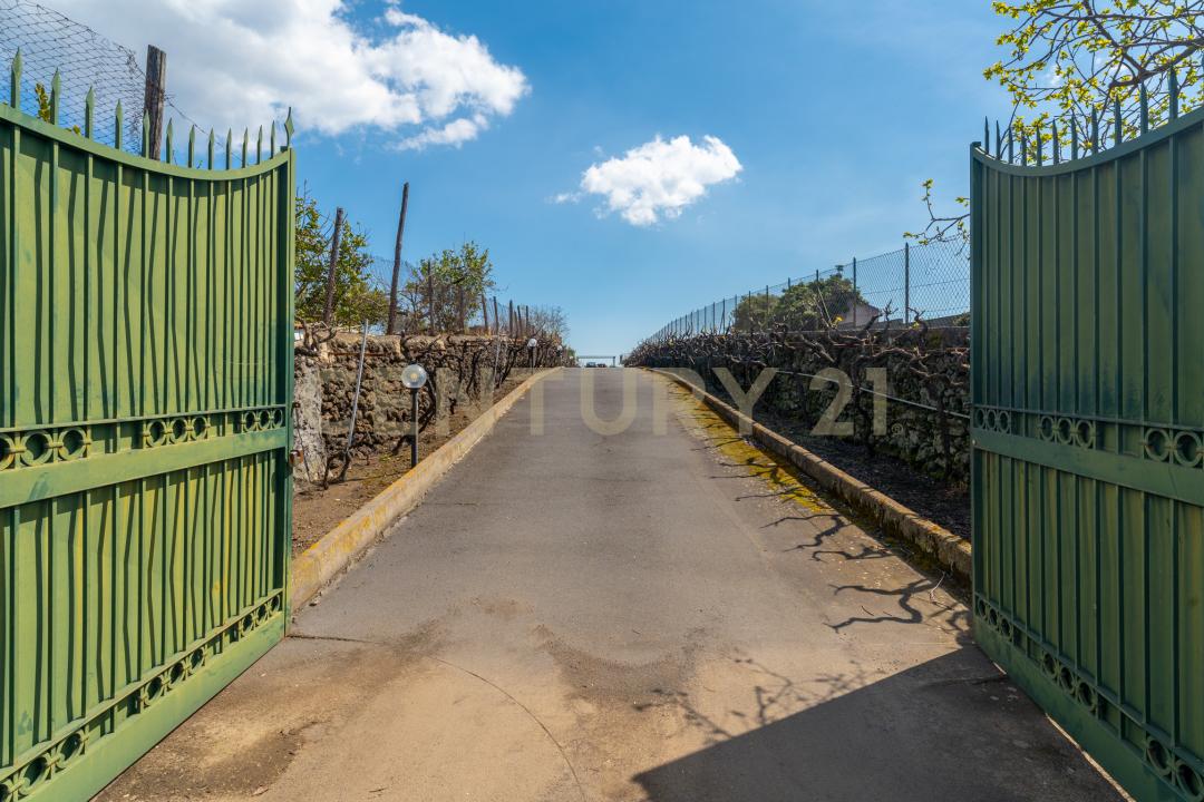 Via Ramondetta, Aci Sant'Antonio, Sicilia 95025, Włochy