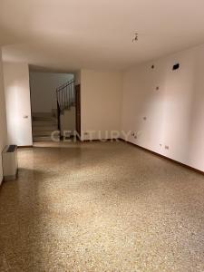 Corso Giuseppe Mazzini, Verona, Venezien 36071, Italien