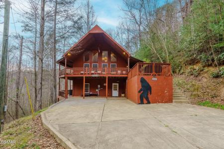 4040 Hickory Hollow Way, Sevierville, Tennessee 37862, USA