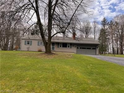 49231 England Drive, East Palestine, Ohio 44413, USA