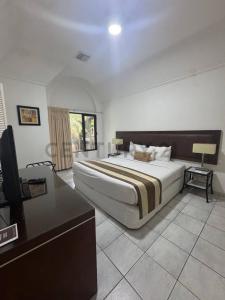 CONDOMINIO HOTEL BUNGASVILLA , Oeste, Santa Cruz 00001, Bolivie