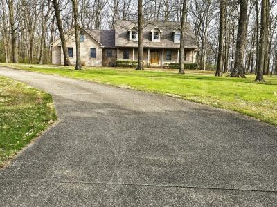 9 FAWN Drive, Fairfield, Illinois 62837, USA