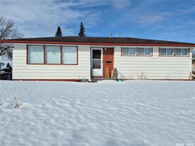 1741 92ND STREET, North Battleford, ساسكاتشوان S9A 0B5, كندا 