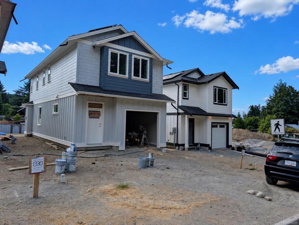 1336 MCKINLEY RD, Ladysmith, Columbia Britannica V9G 1R2, Canada