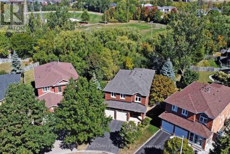 34 PANDORA COURT, Richmond Hill (devonsleigh), Ontario L4S 1J4, Canadá