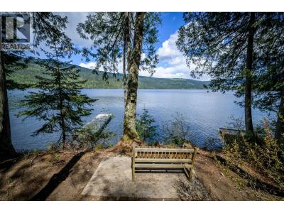 5319 EAST BARRIERE LAKE FS ROAD, Barriere, Britisch-Kolumbien V0E 1E0, Kanada