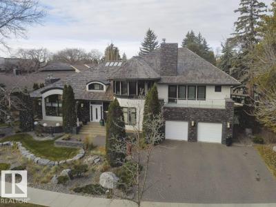 11 WELLINGTON CRESCENT NW, Edmonton, Alberta T5N 3V2, Canadá