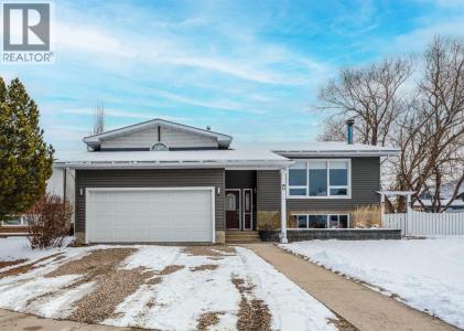 248 5 STREET, Drumheller, Alberta T0J 2E0, Canada