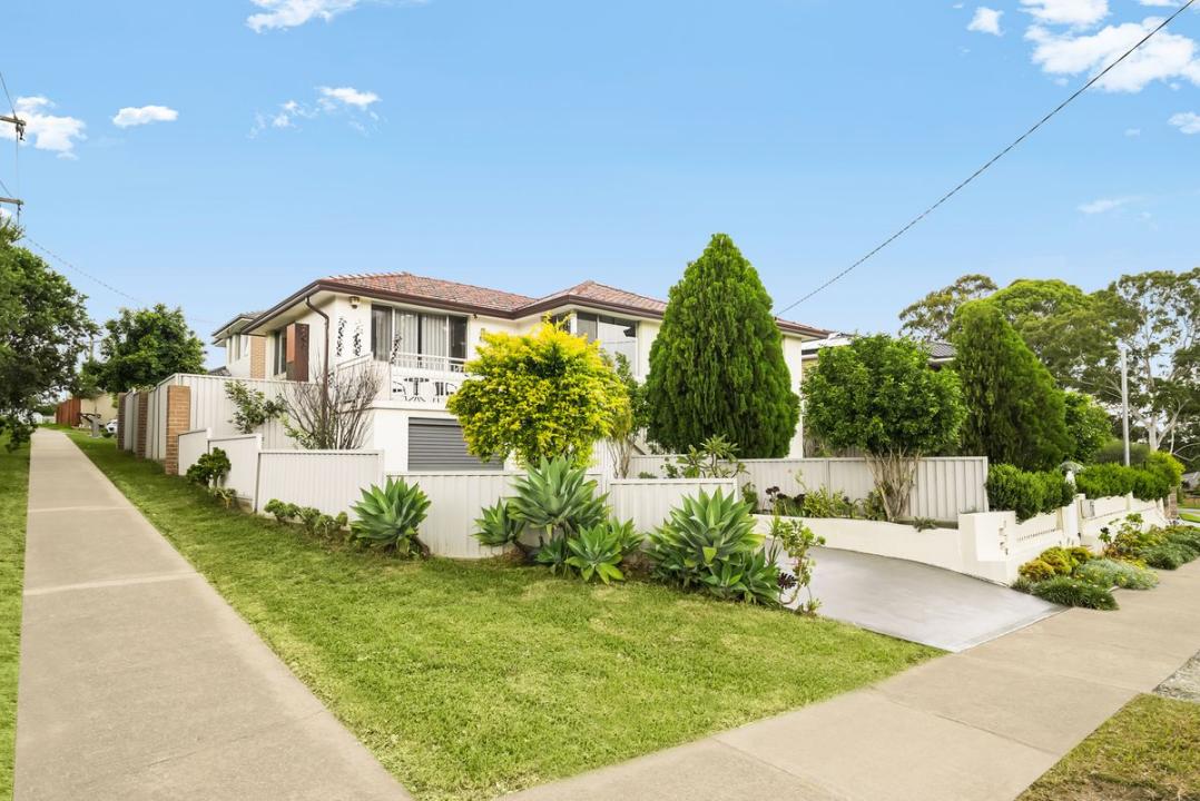 36 The Crescent, Toongabbie, NSW 2146, Australia