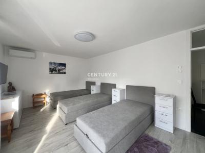 Soussenska, Ljubljana, Osrednjeslovenska 1000, Словения