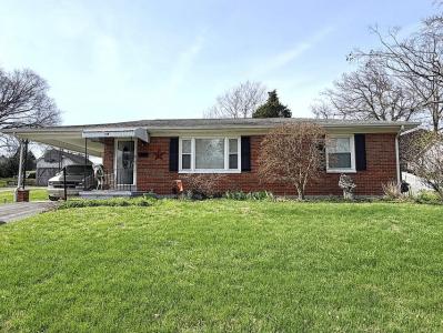 116 Elkhorn Drive, Frankfort, Kentucky 40601, USA