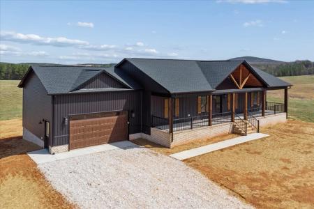 1155 Piney Mountain Rd, Appomattox, Virginia 24522, USA