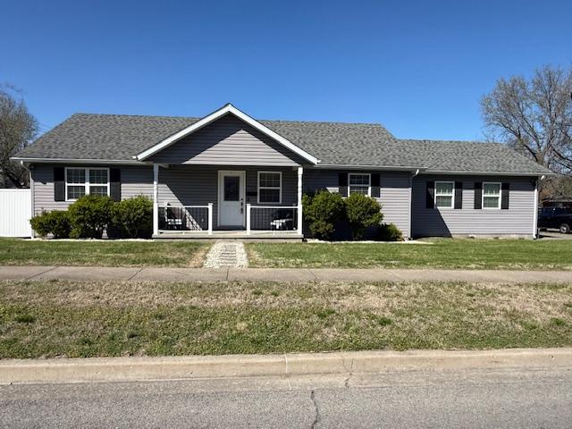 911 E Stotlar St, Herrin, Illinois 62948, HOA KỲ
